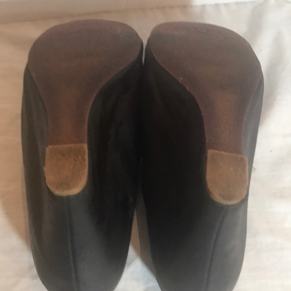 “FEUD BRITANNIA” “Marianne” Wedge Lace Up Shoe. - Picture 8 of 12